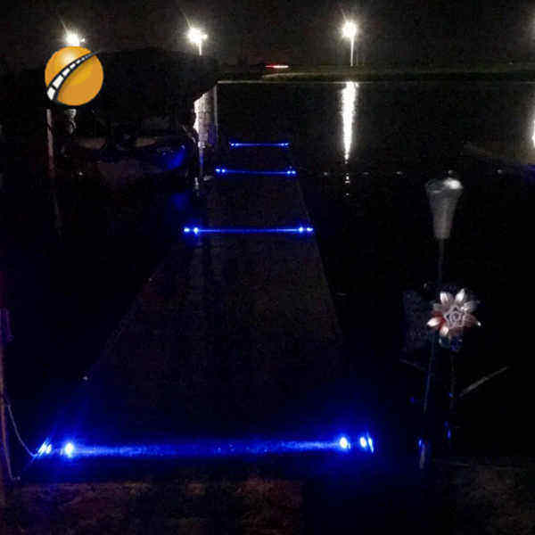 Tommy Docks Solar Powered Silver Heavy Duty LED Dock, Deck 
